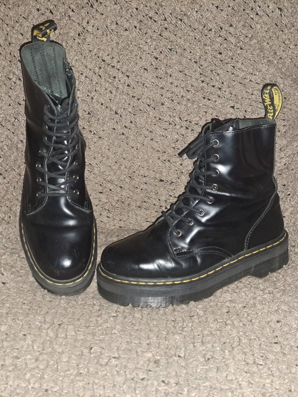 DR. MARTENS-Jadon-Black Smooth Leather Uppers-8 Eye-Side Zip-10 Men-Excellent
